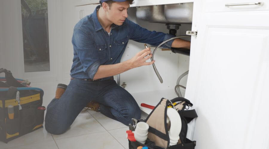 Burst Pipe Repair in Arapahoe, NC